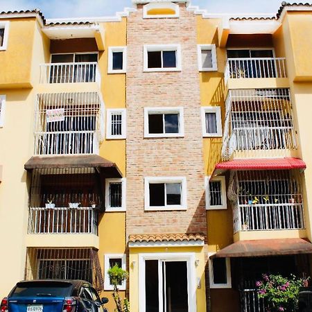 Apartamento Los Rieles Santiago De Los Caballeros Ngoại thất bức ảnh